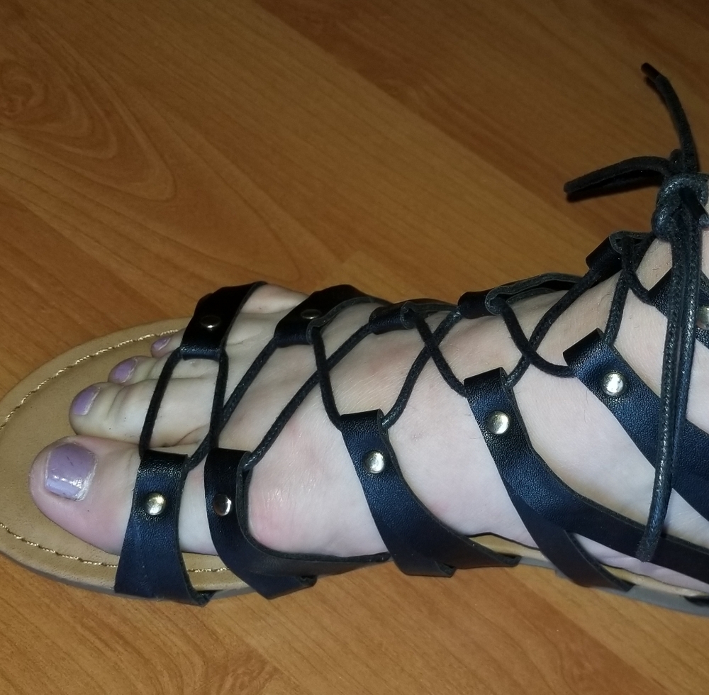 💜Black Gladiator Sandals💕💗